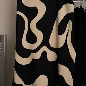 Cider Black and Cream Patterned knit dress , perfect ! Rich fabric , stretch